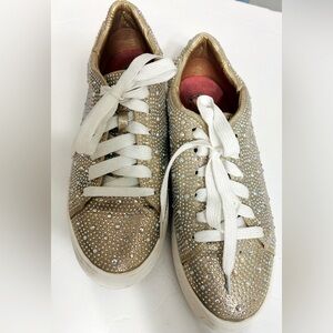 Le Selah womens crystal gold tone sneakers